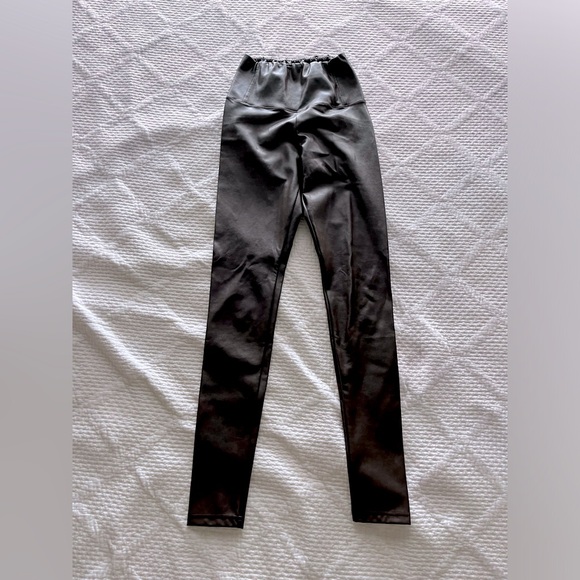 Aritzia Wilfred Daria pant, rich mocha brown faux leather size XS NWT - Picture 4 of 8